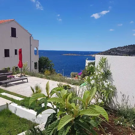 In 39566 Villa Rogoznica (Sibenik-Knin)