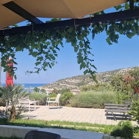 In 39566 וילה